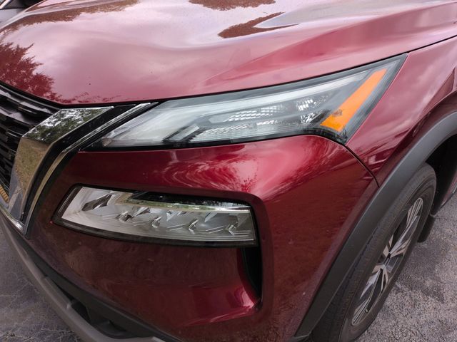 2021 Nissan Rogue SV photo 4