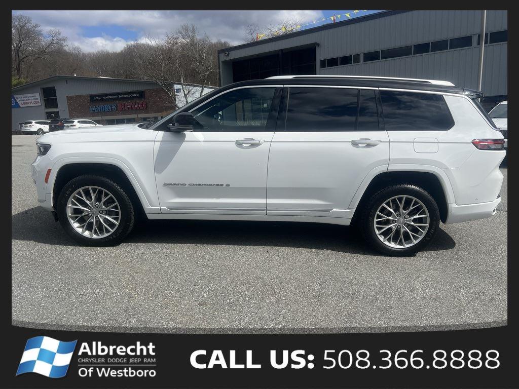 2023 Jeep Grand Cherokee L Summit photo 2