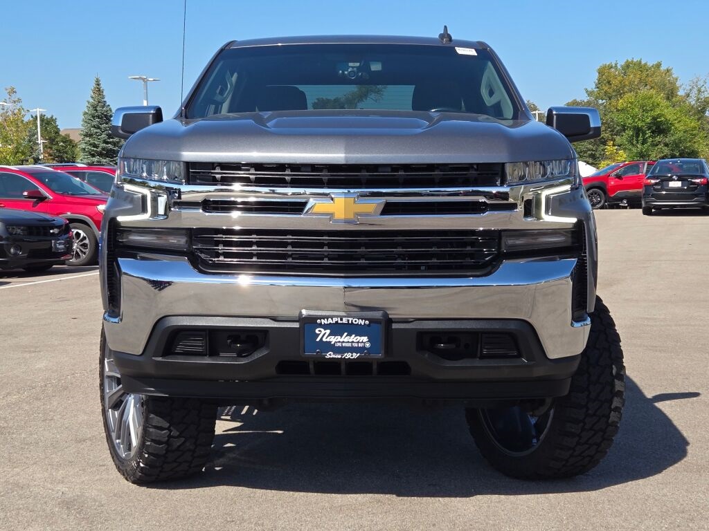 2022 Chevrolet Silverado 1500 LT photo 4