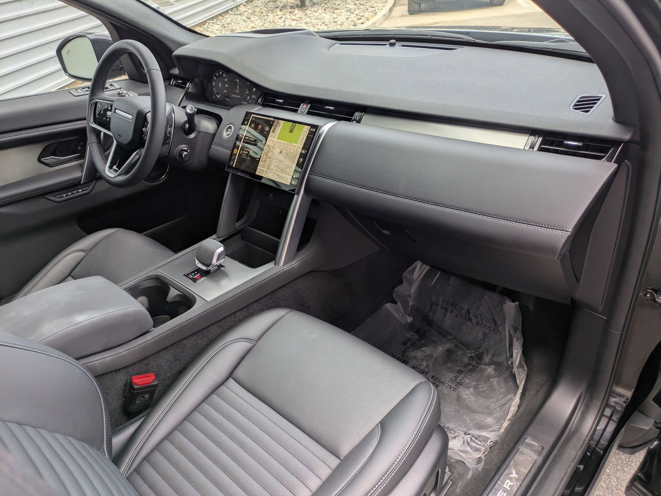 2024 Land Rover Discovery Sport Dynamic SE photo 30