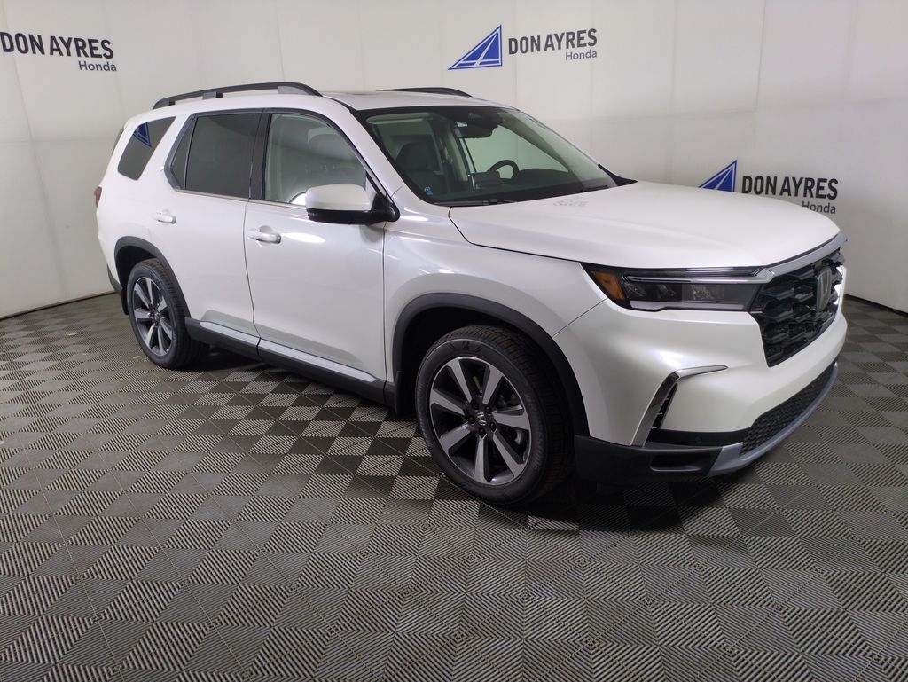 2025 Honda Pilot Touring photo 6
