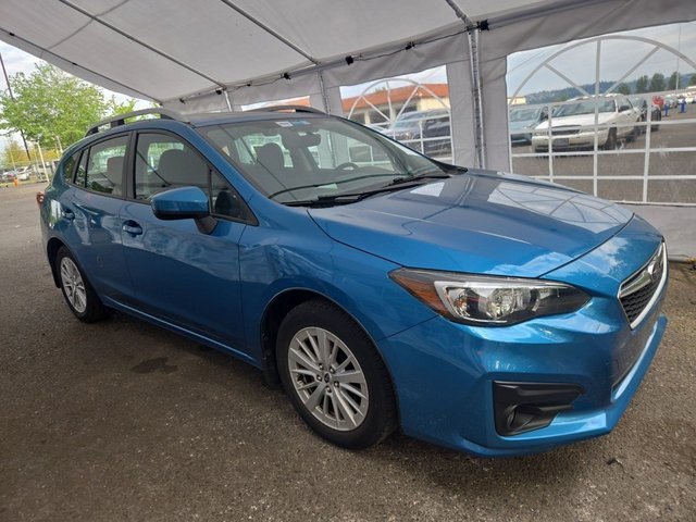 2018 Subaru Impreza Premium photo 2