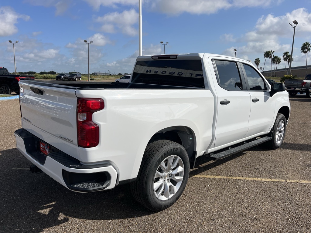 2023 Chevrolet Silverado 1500 Custom photo 7