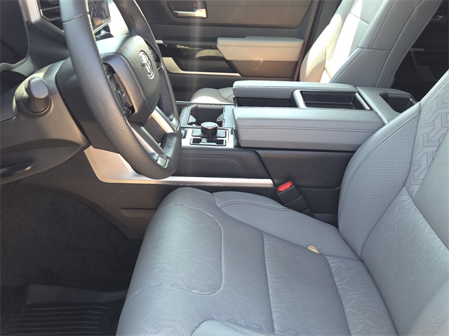 2024 Toyota Tundra Limited photo 12