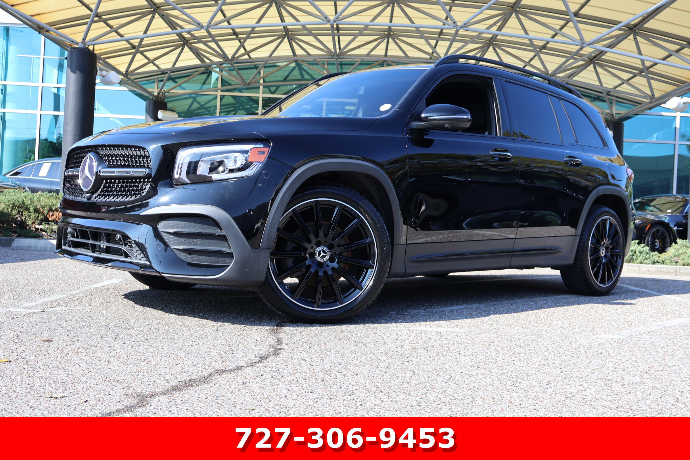 2023 Mercedes-Benz GLB Base's photo