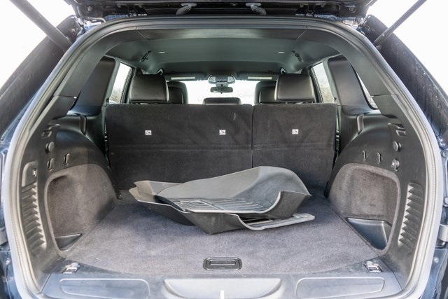 2021 Jeep Grand Cherokee Laredo X photo 4