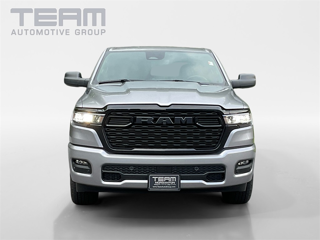2025 Ram 1500 Tradesman photo 2