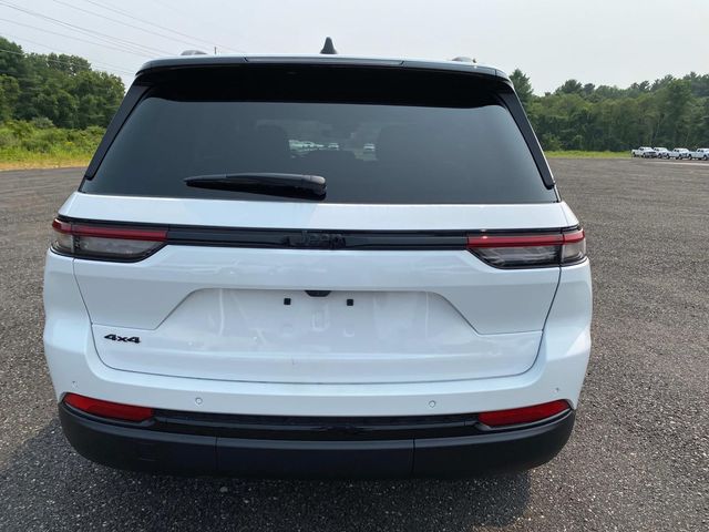 2025 Jeep Grand Cherokee Altitude X photo 3