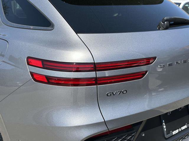 2023 Genesis GV70 2.5T photo 22