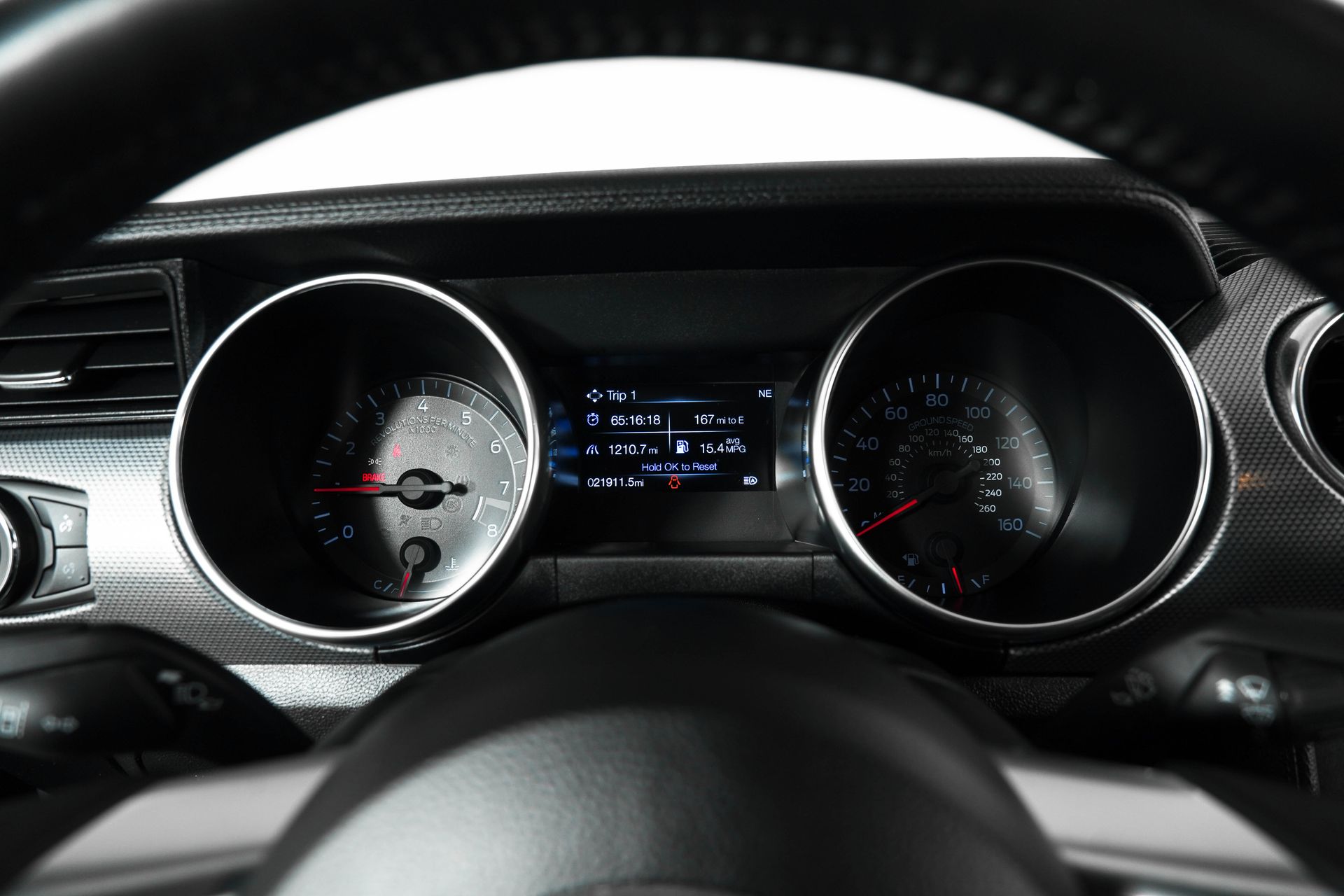 2021 Ford Mustang GT photo 16
