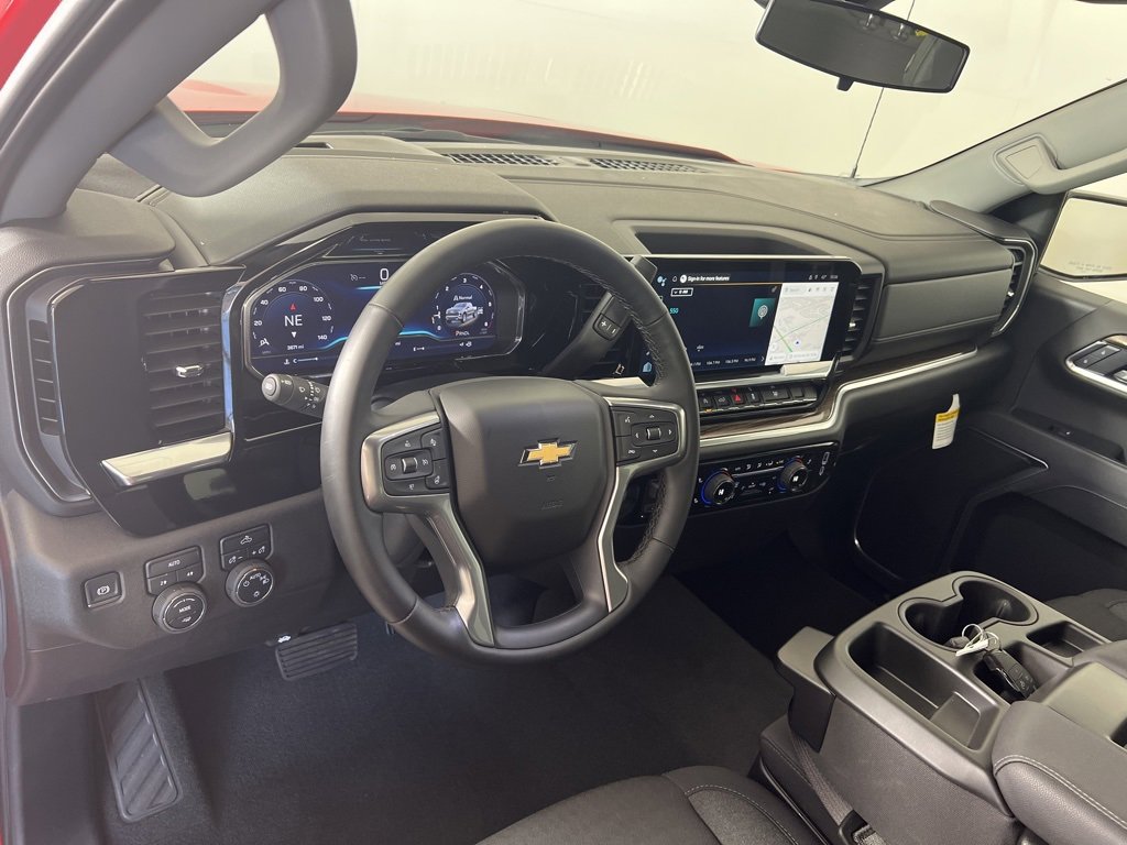 2025 Chevrolet Silverado 1500 LT photo 10