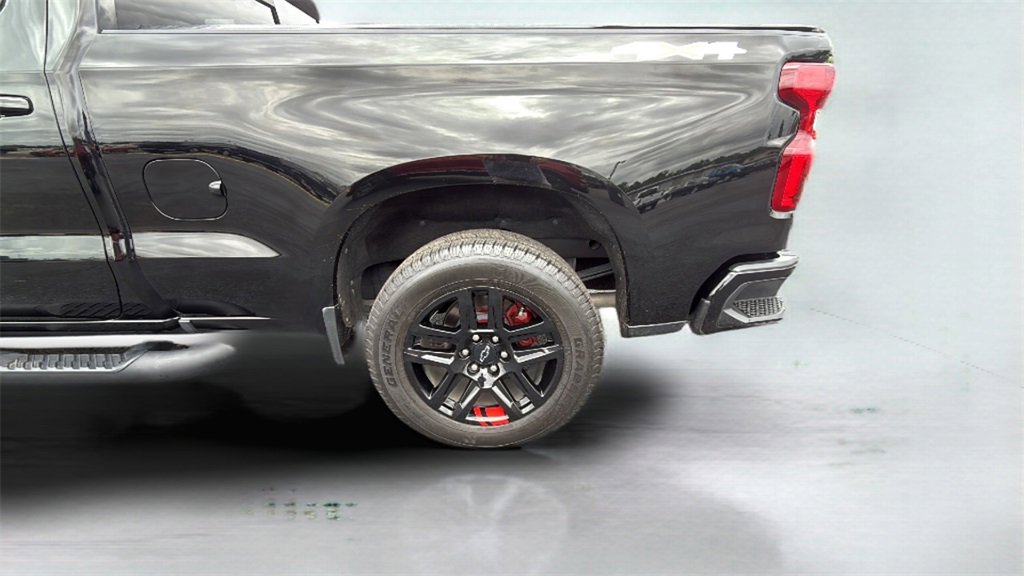 2023 Chevrolet Silverado 1500 RST photo 14
