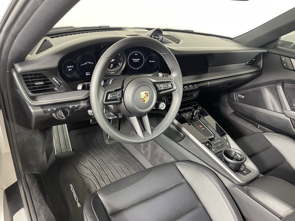 2022 Porsche 911 4 photo 4