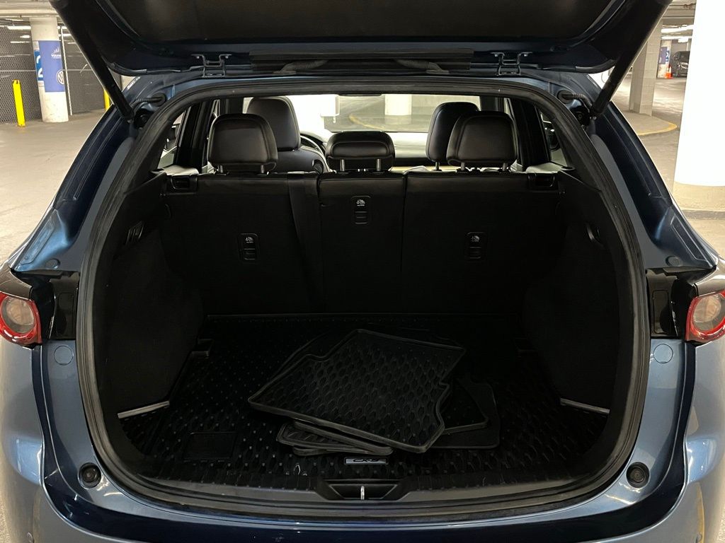 2019 Mazda CX-5 Signature photo 31