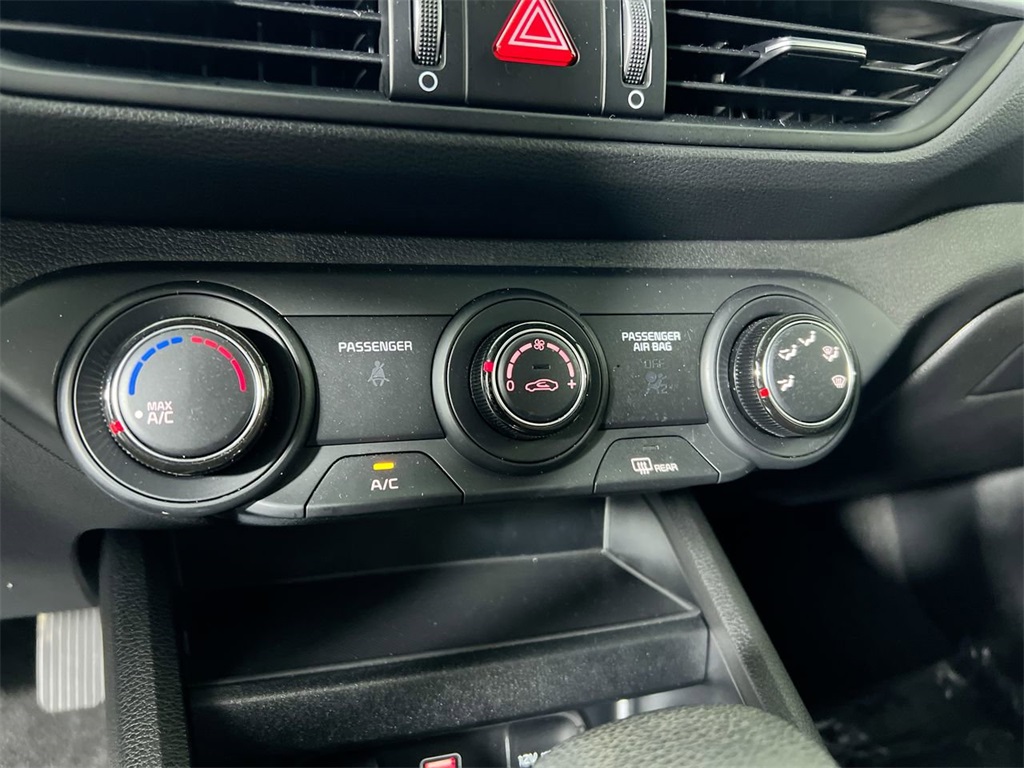 2023 Kia Forte LXS photo 24
