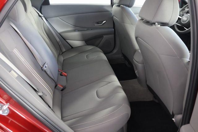 2024 Hyundai Elantra Hybrid Blue photo 18