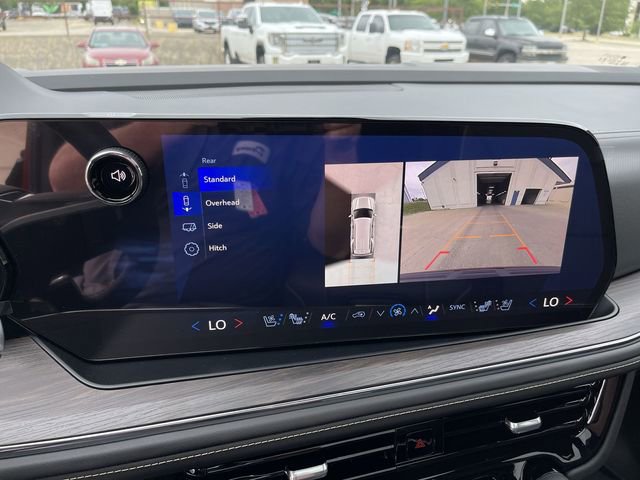 2025 Chevrolet Tahoe Premier photo 12