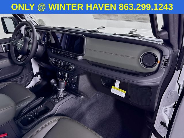 2025 Jeep Gladiator Mojave photo 21