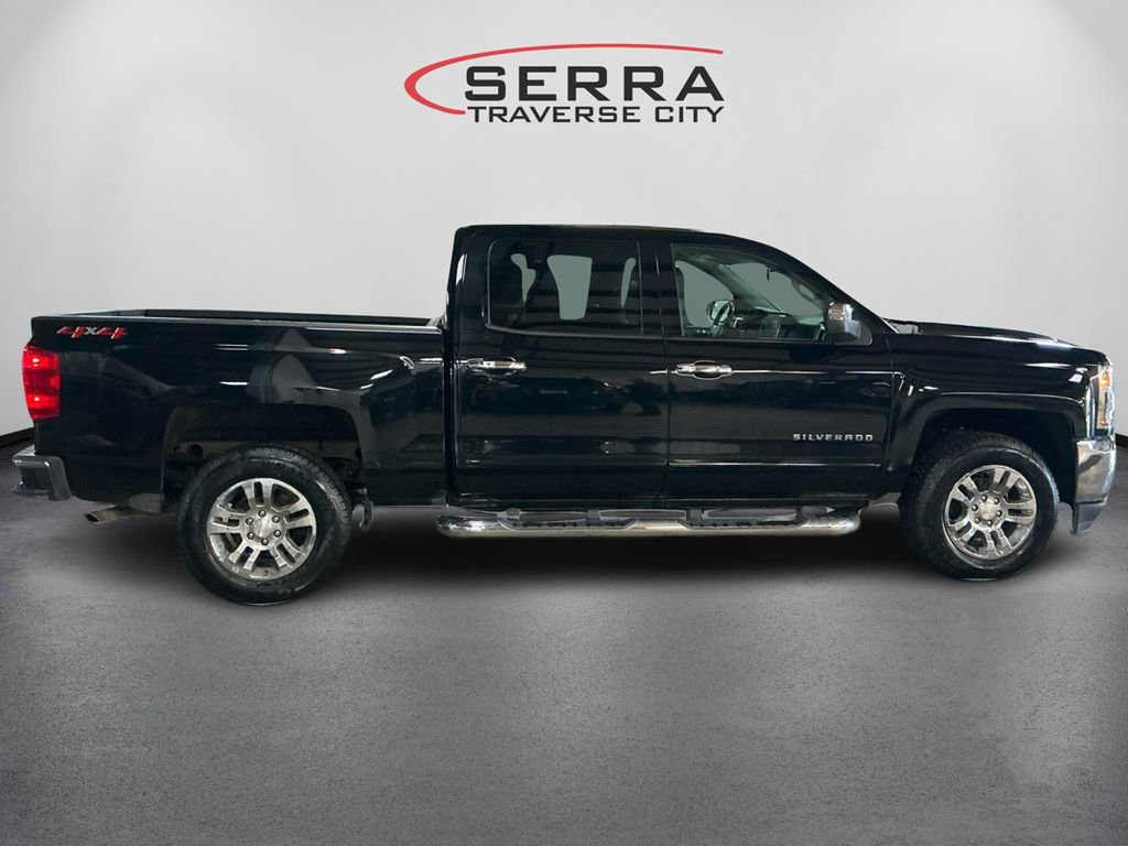 2018 Chevrolet Silverado 1500 LT photo 2