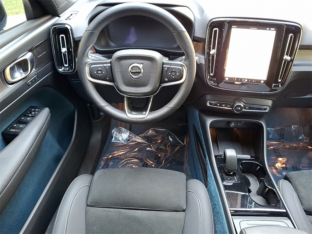 2022 Volvo C40 Recharge Ultimate photo 10