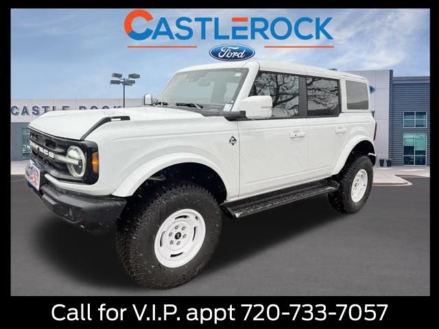 2025 Ford Bronco 4-Door Outer Banks's photo