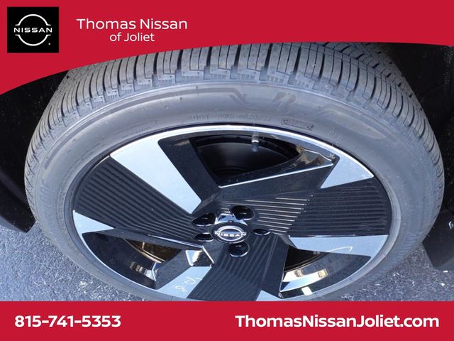 Image of Certified Pre-Owned 2025 Nissan Kicks SR