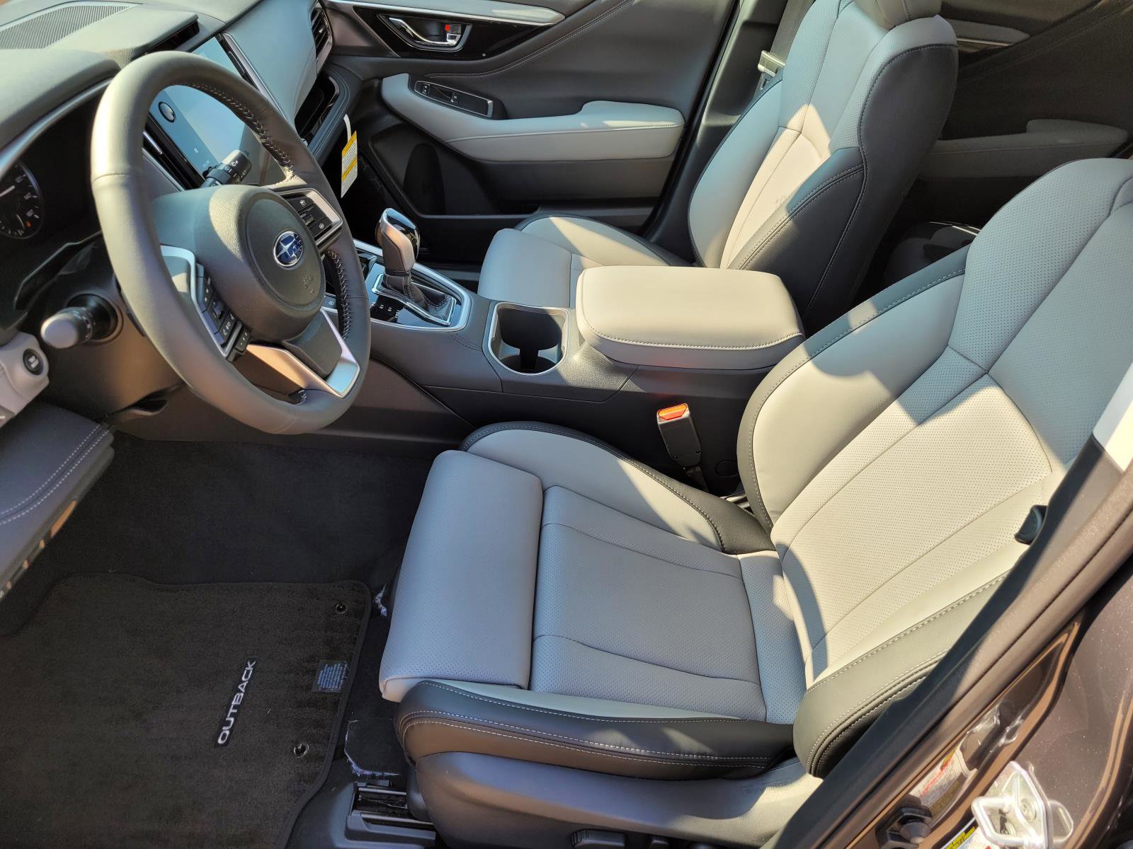 2025 Subaru Outback Limited photo 3