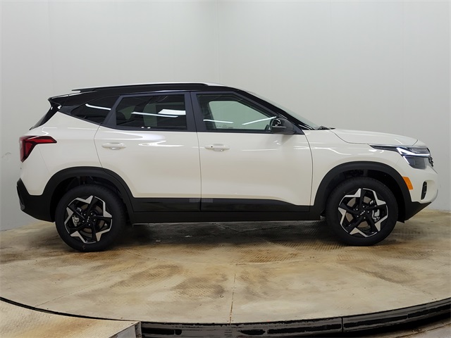 2026 Kia Seltos S photo 3
