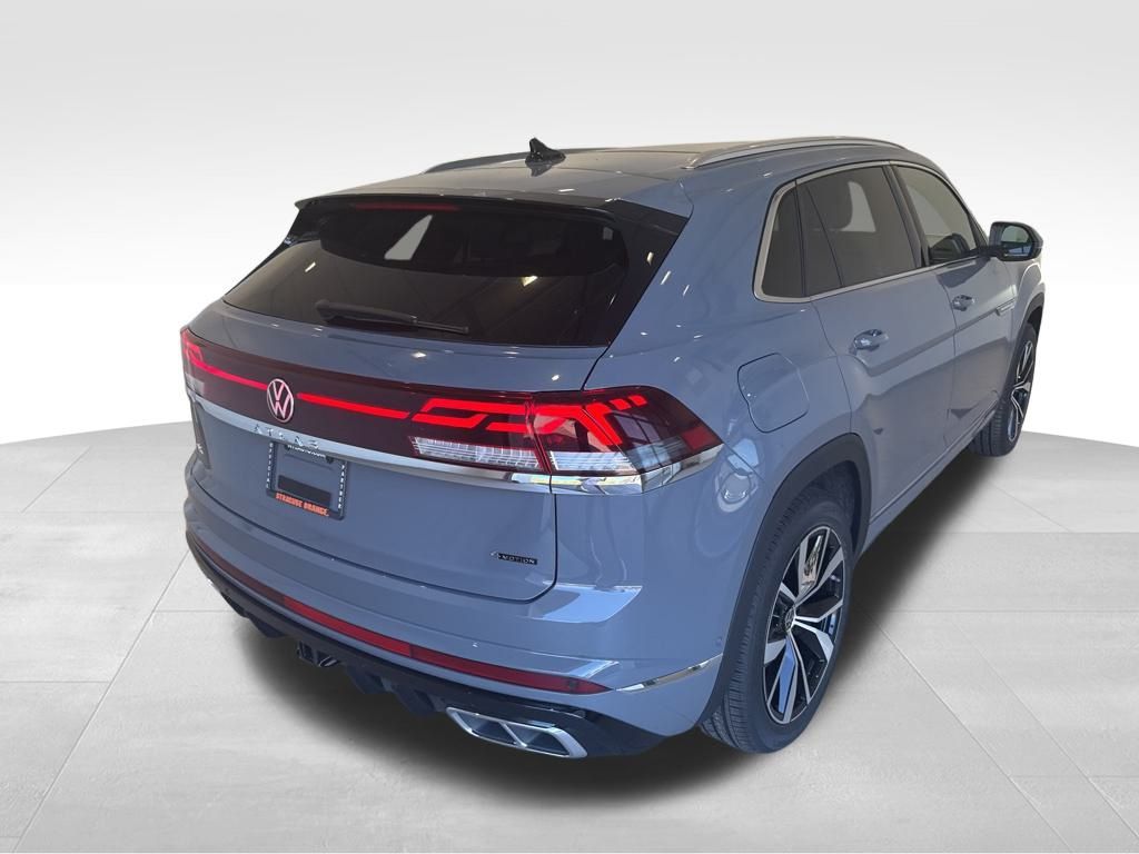 2026 Volkswagen Atlas Cross Sport SEL Premium R-Line photo 5
