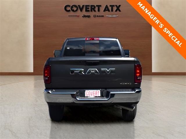 2025 Ram 2500 Tradesman photo 4