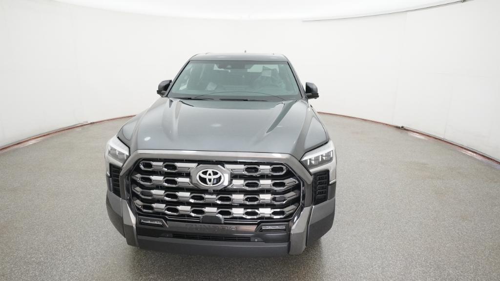 2025 Toyota Tundra Platinum CrewMax photo 3