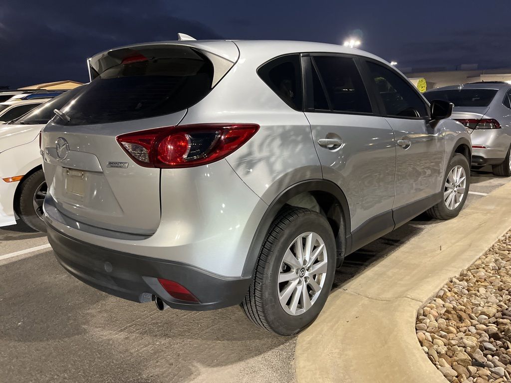 2016 Mazda CX-5 Sport photo 3