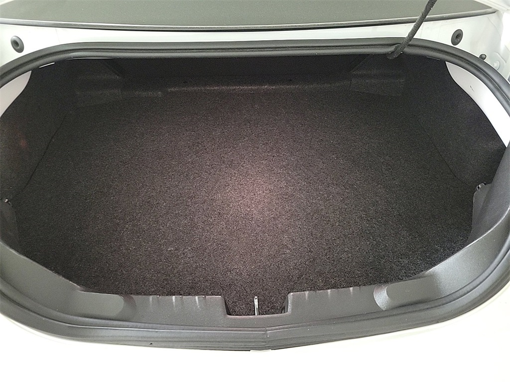 2011 CHEVROLET CAMARO - Image 19