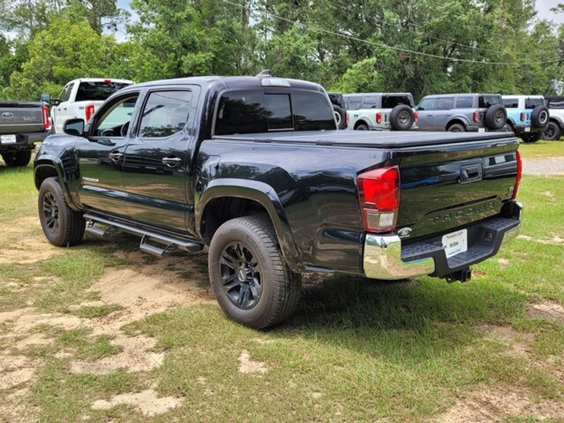 2019 Toyota Tacoma SR5 photo 8