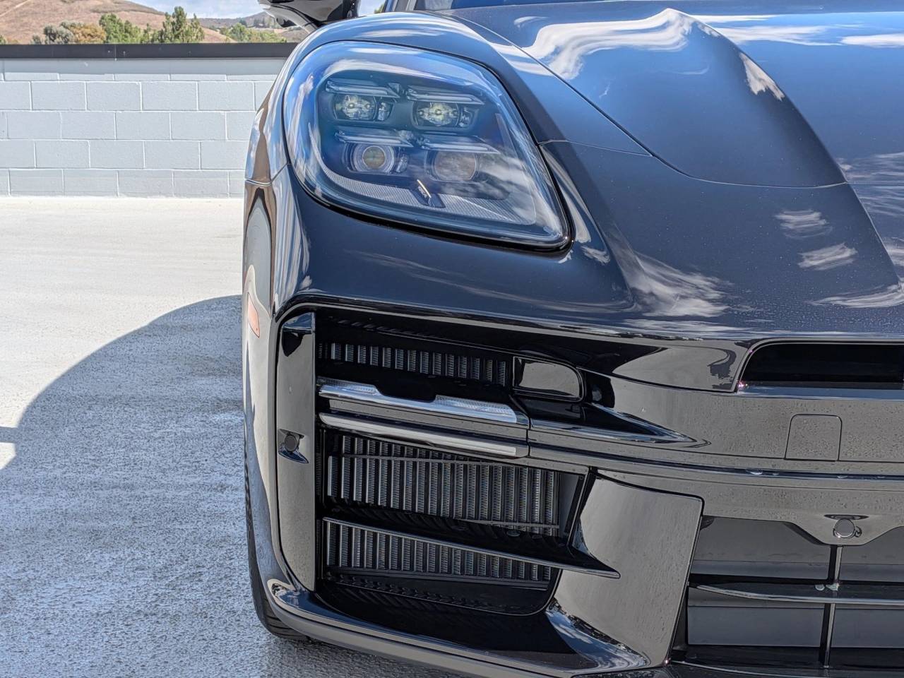 2026 Porsche Panamera Turbo E-Hybrid photo 11