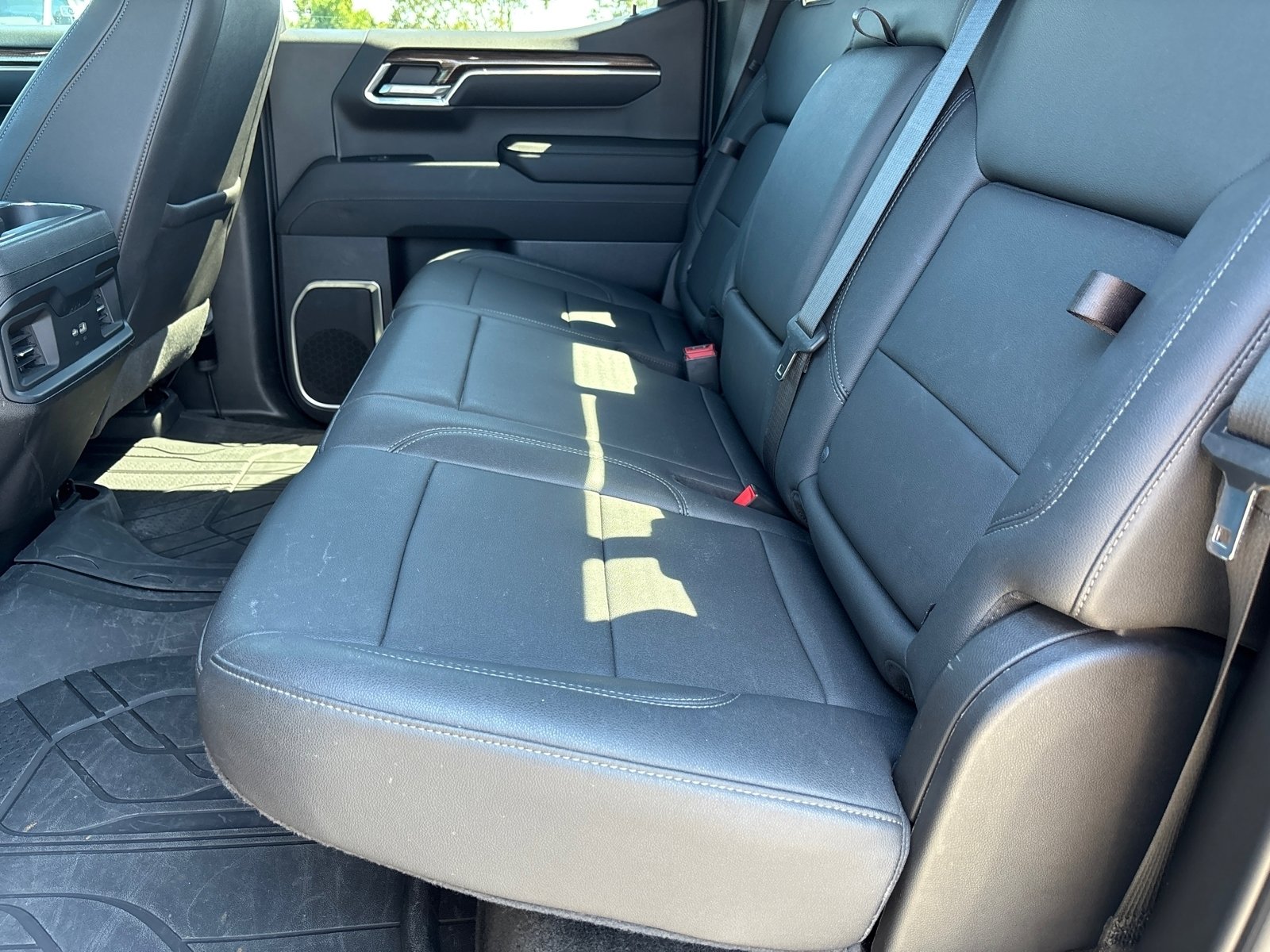 2023 Chevrolet Silverado 1500 RST photo 25