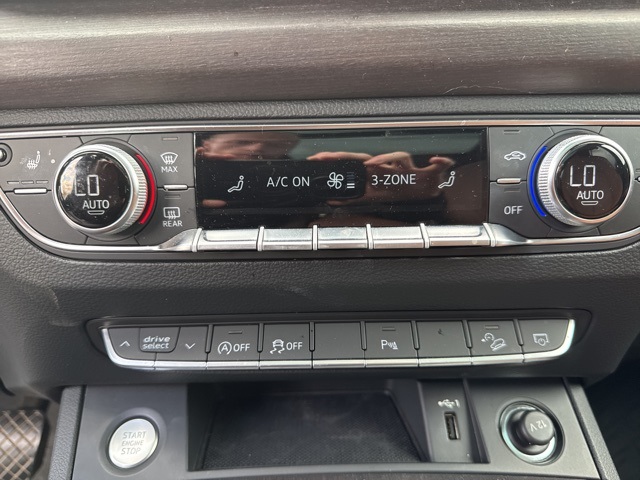 2022 Audi Q5 45 S line Premium photo 7