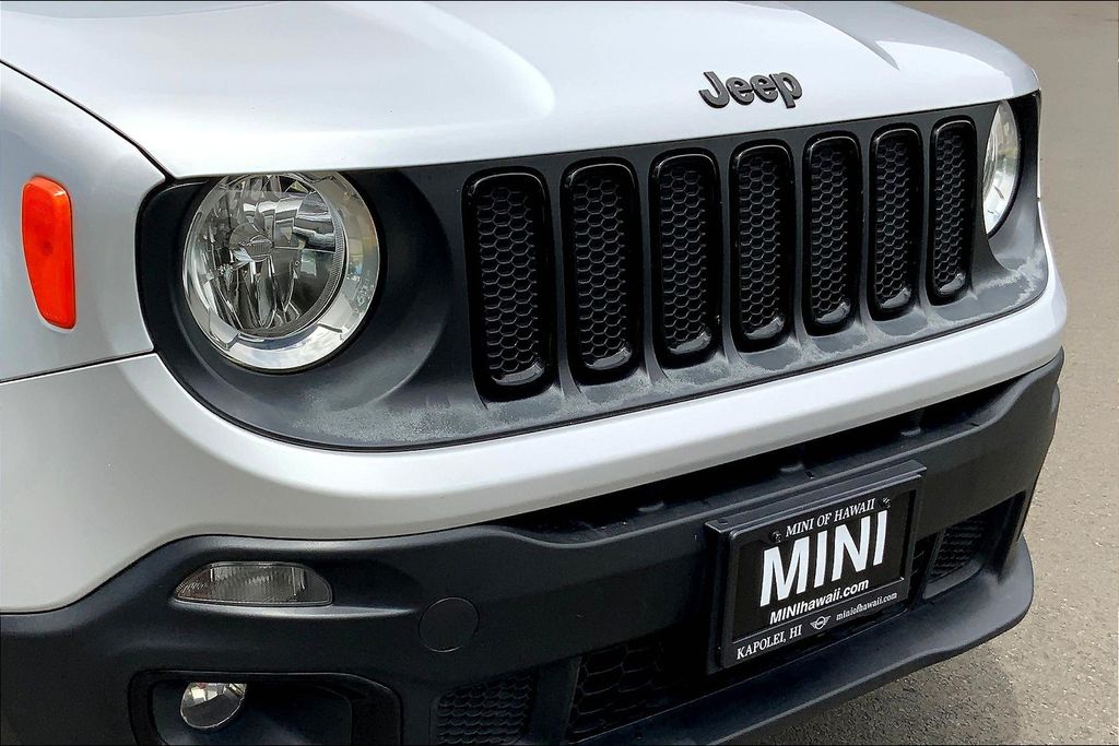 2017 Jeep Renegade Latitude North Edition photo 28