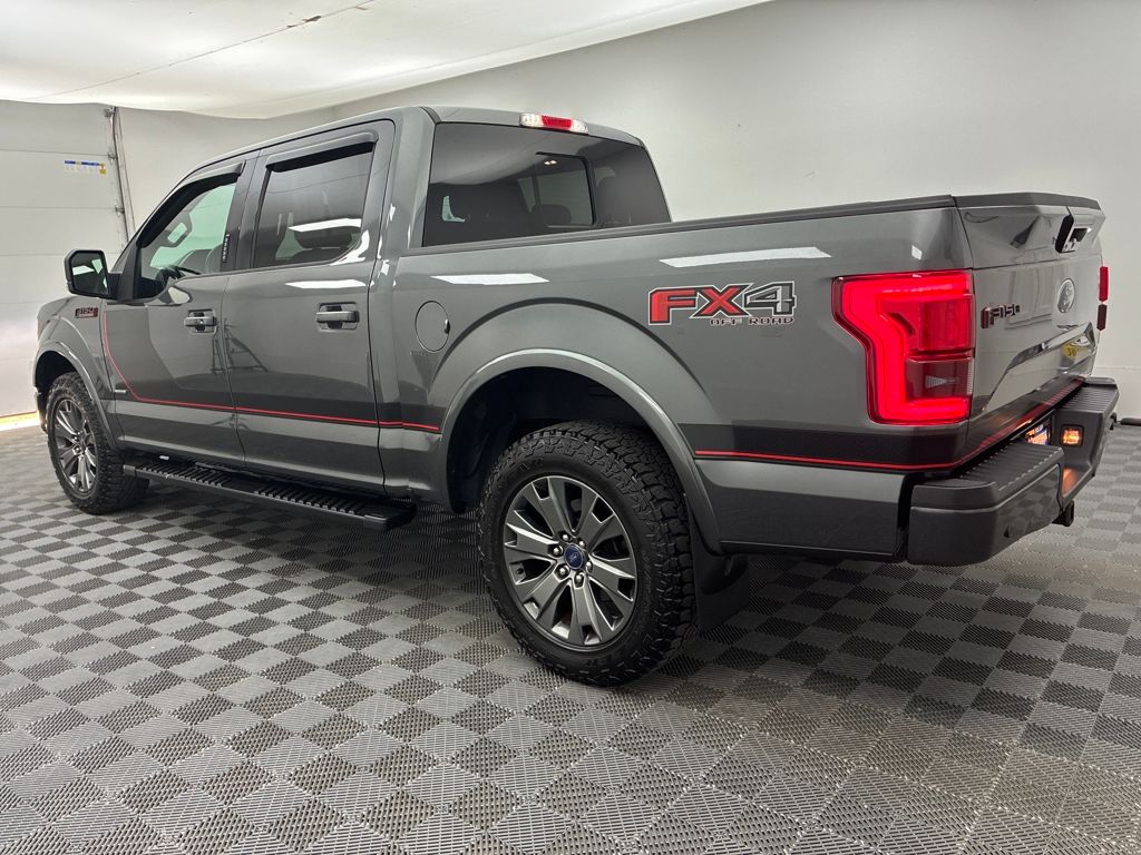 2016 Ford F-150 Lariat photo 3