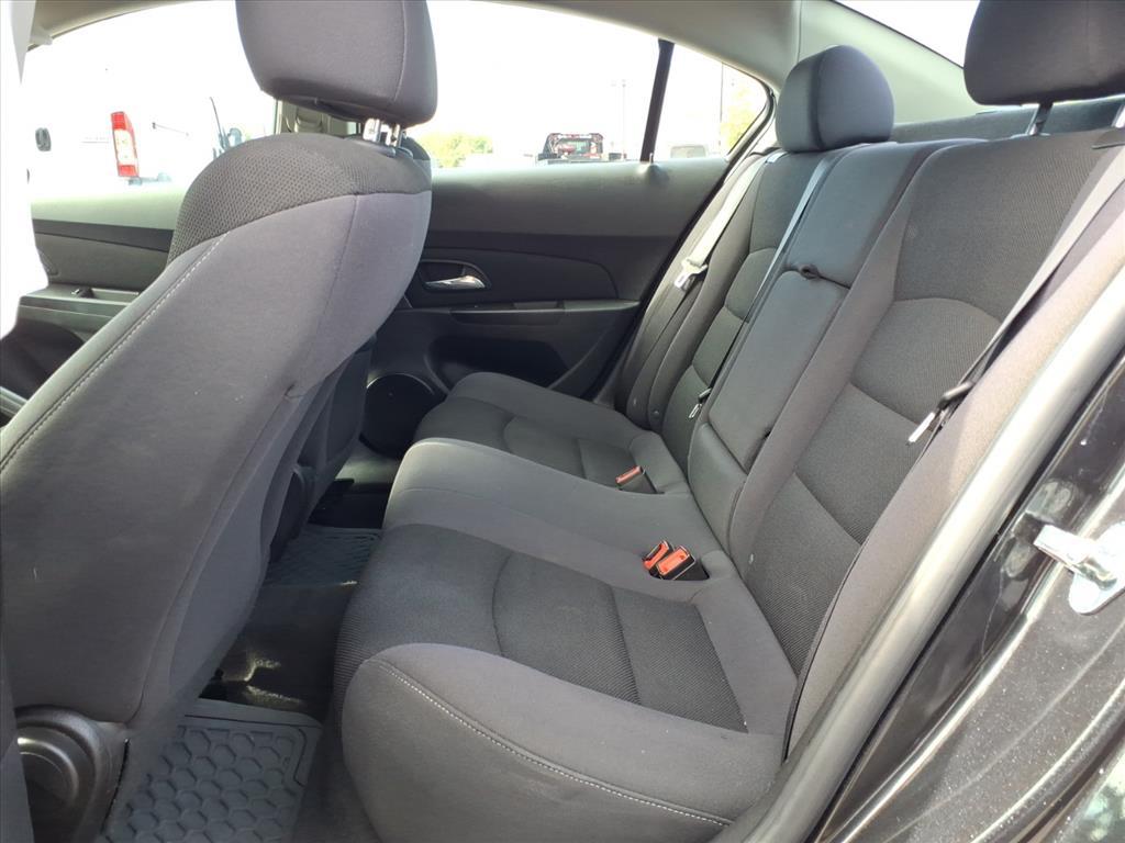 2015 Chevrolet Cruze LT photo 3