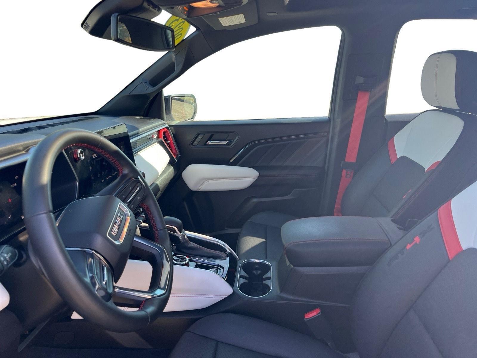 2023 Gmc Canyon AT4X photo 8