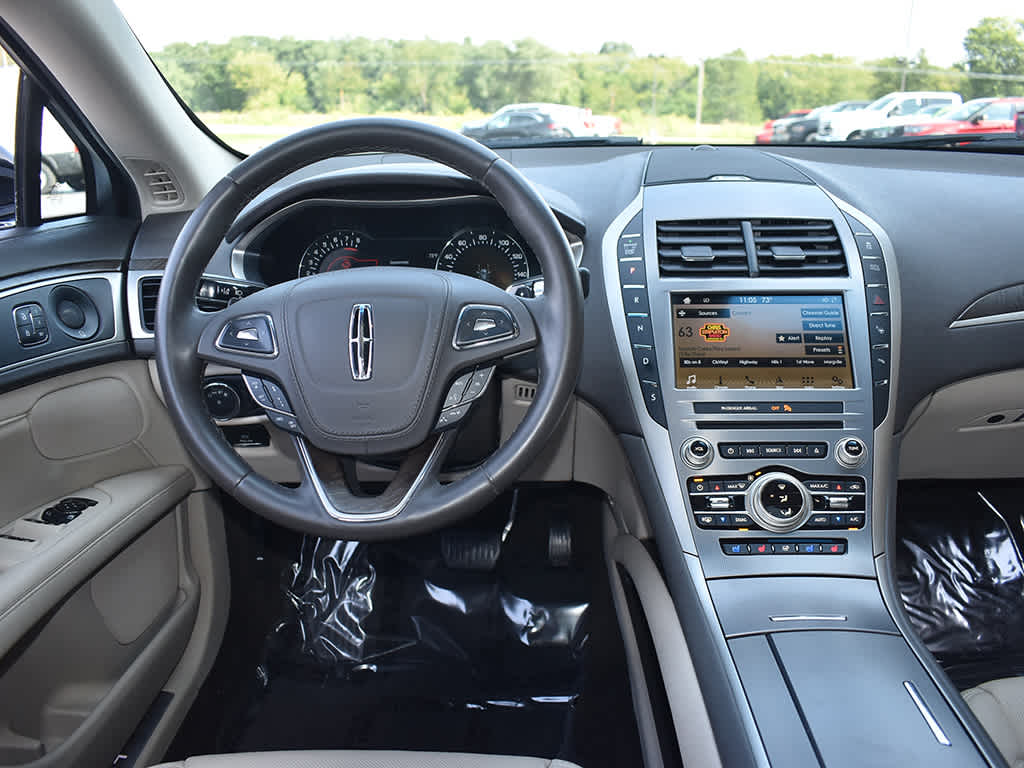2019 Lincoln MKZ Reserve photo 16