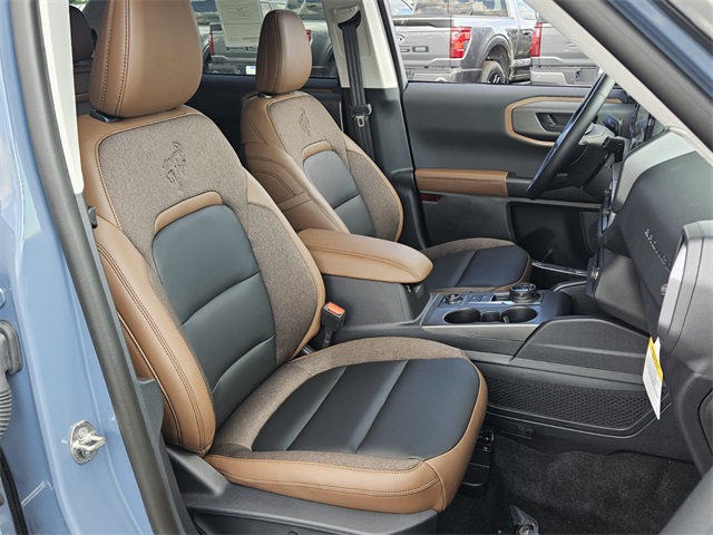 2025 Ford Bronco Sport Outer Banks photo 16