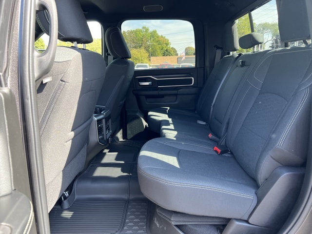 2025 Ram 2500 Big Horn photo 18