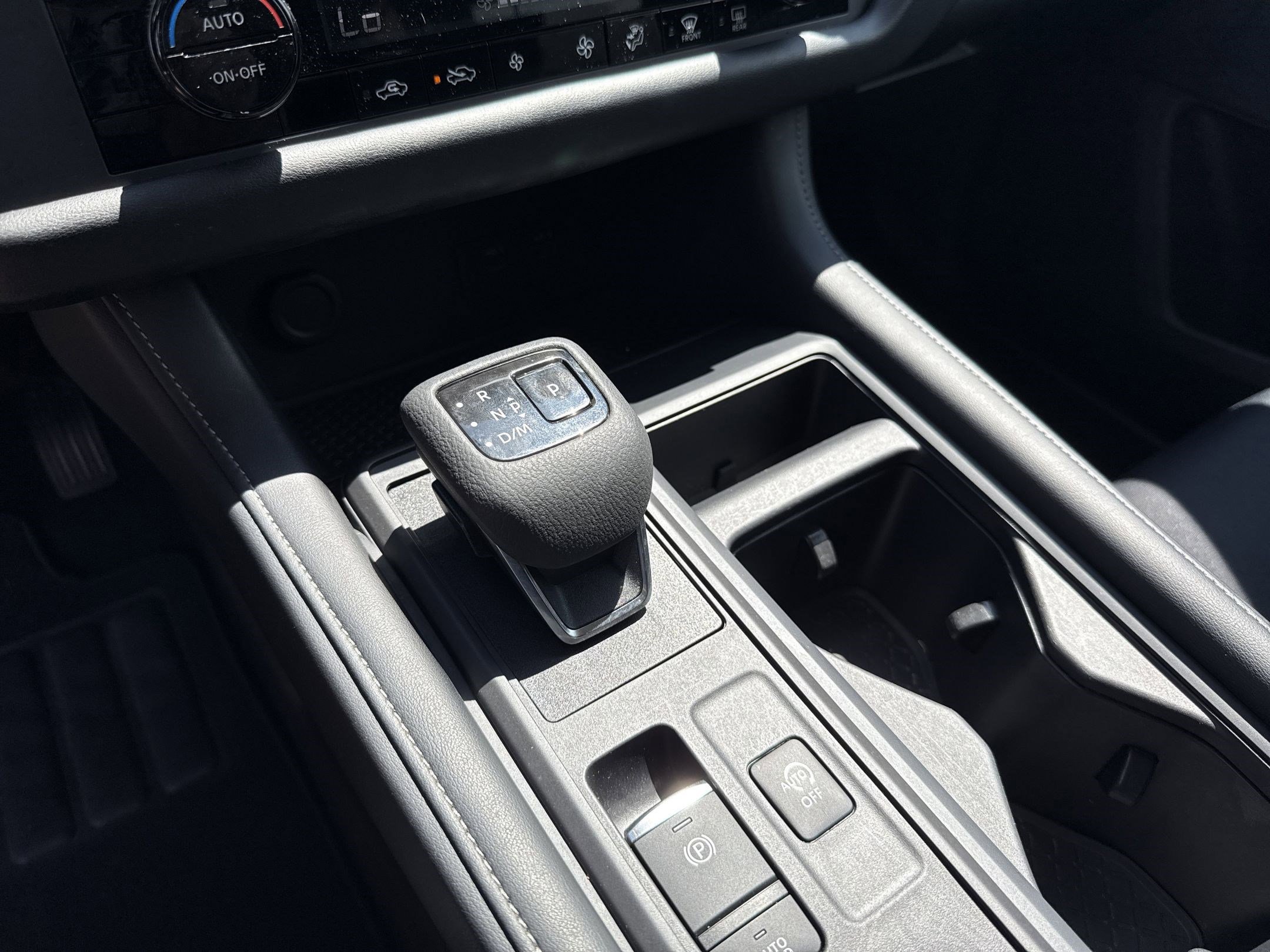 2023 Nissan Pathfinder S photo 17
