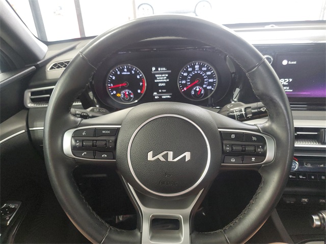 2022 Kia K5 GT-Line photo 12