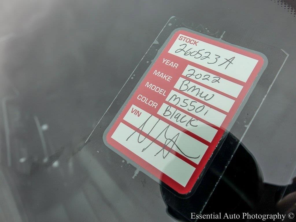 2021 BMW M550I - Image 30