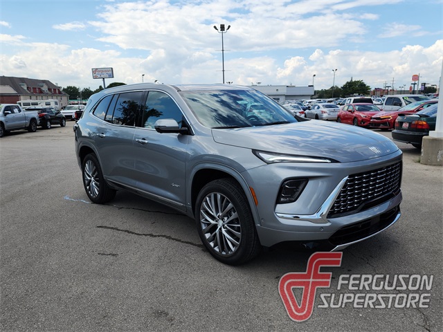 2026 Buick Enclave Avenir's photo
