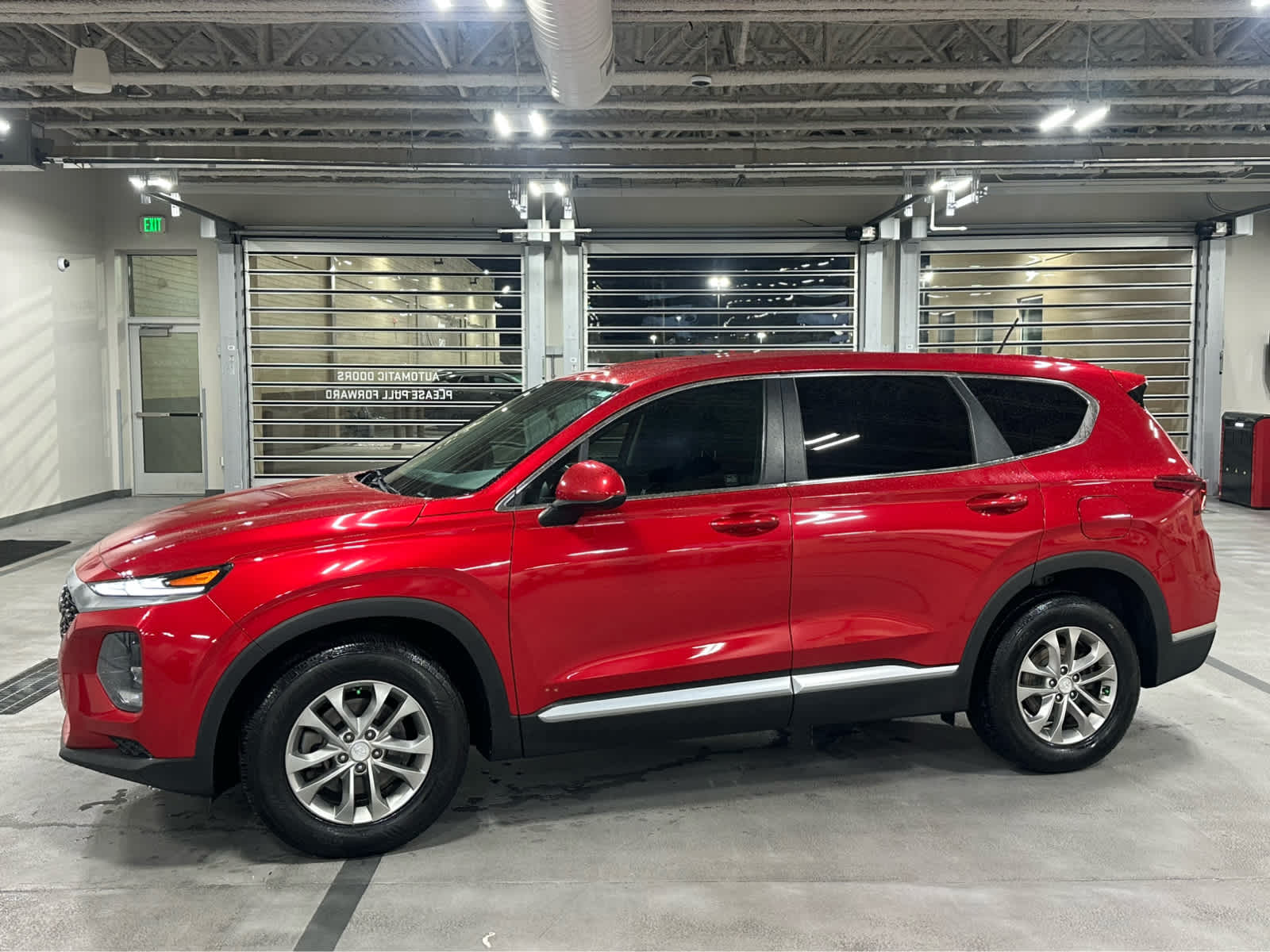 2020 Hyundai Santa Fe SE's photo