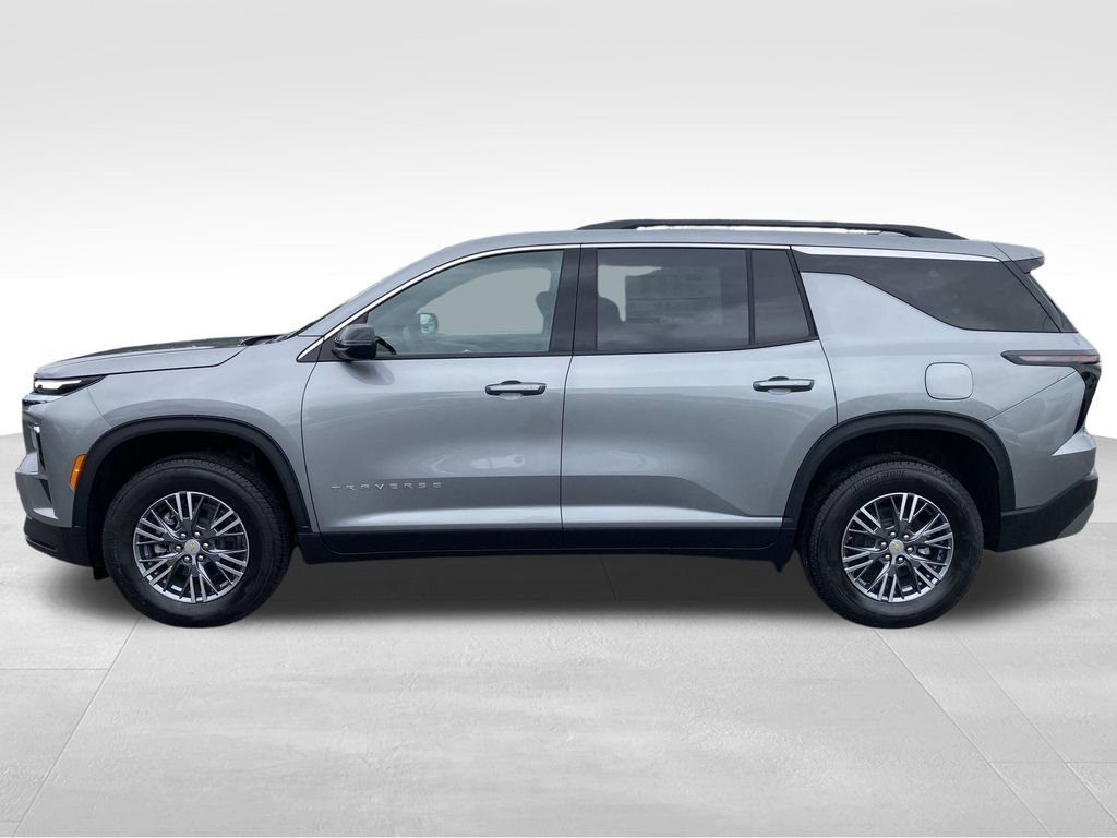 2025 Chevrolet Traverse photo 8